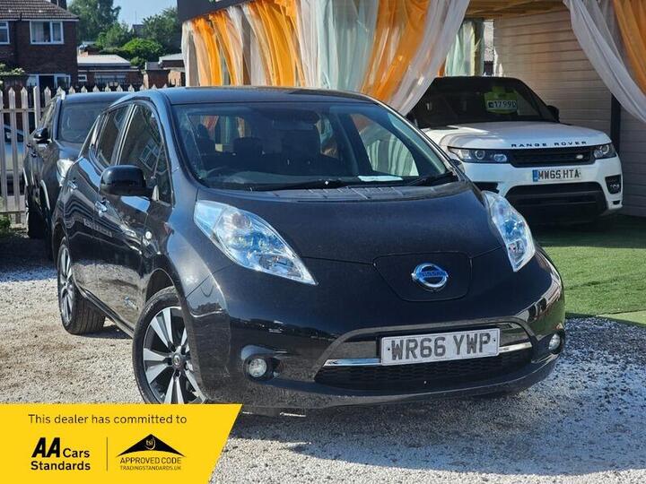Nissan Leaf 30kWh Tekna Auto 5dr