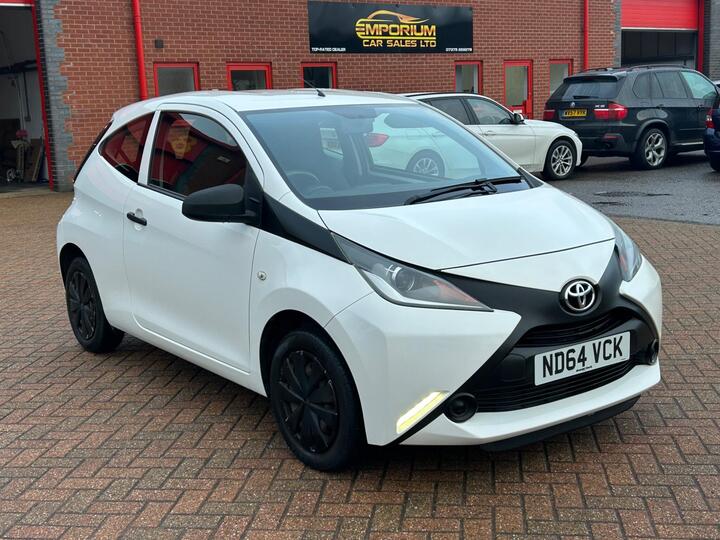 Toyota AYGO 1.0 VVT-i X Euro 5 3dr Euro 5