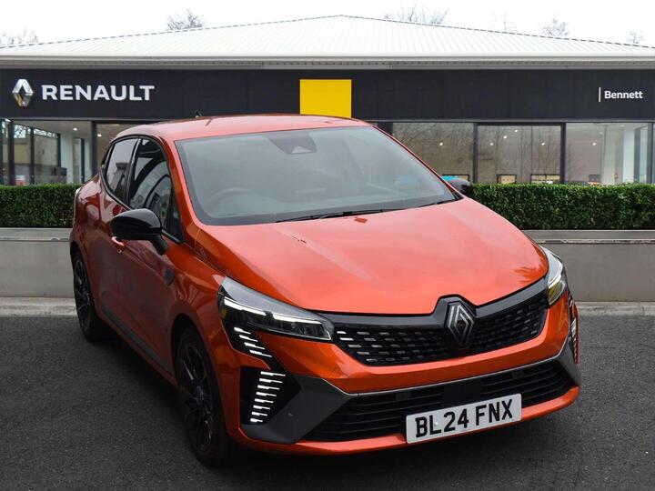 Renault CLIO 1.6 E-TECH Esprit Alpine Auto Euro 6 (s/s) 5dr Renault CLIO 1.6 E-TECH Esprit Alpine Auto Euro 6 (s/s) 5dr