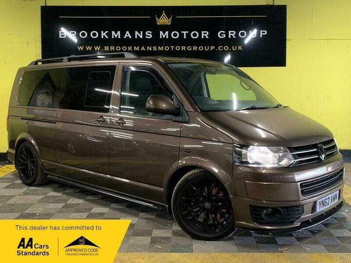 Volkswagen Caravelle 2.0 TDI BlueMotion Tech SE DSG Euro 5 (s/s) 5dr Volkswagen Caravelle 2.0 TDI BlueMotion Tech SE DSG Euro 5 (s/s) 5dr