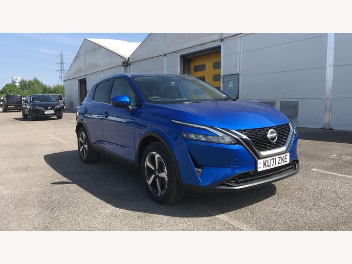 Nissan Qashqai 1.3 DIG-T MHEV N-Connecta XTRON Euro 6 (s/s) 5dr Nissan Qashqai 1.3 DIG-T MHEV N-Connecta XTRON Euro 6 (s/s) 5dr