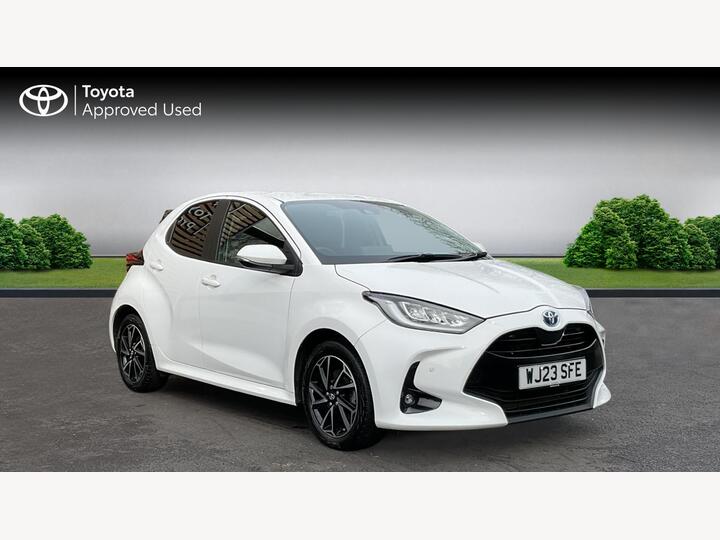 Toyota Yaris 1.5 VVT-h Design E-CVT Euro 6 (s/s) 5dr