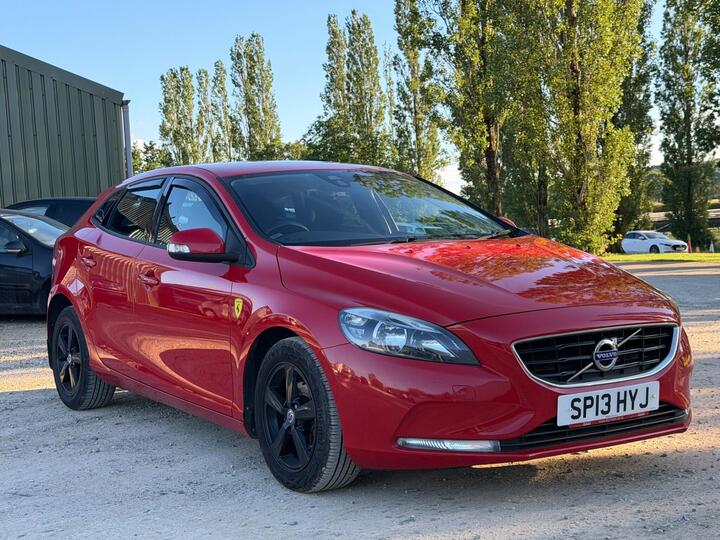 Volvo V40 1.6 D2 ES Euro 5 (s/s) 5dr