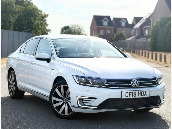 Volkswagen Passat 1.4 TSI GTE DSG Euro 6 (s/s) 4dr