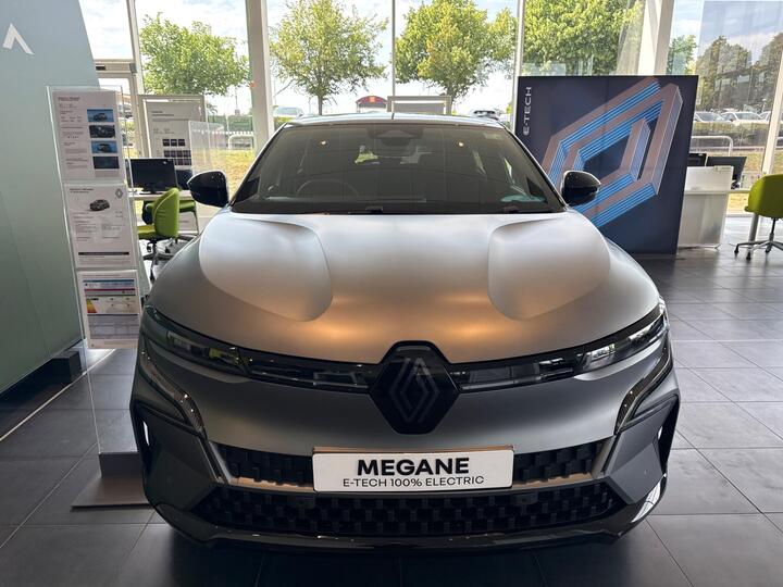 Renault MEGANE E-TECH 100% ELECTRIC Comfort Range 60kWh Iconic Esprit Alpine Auto 5dr