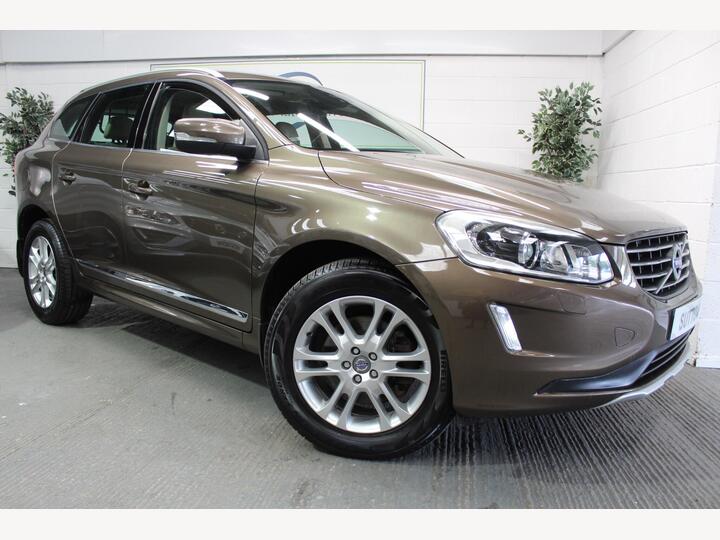 Volvo XC60 2.4 D5 SE Lux Nav AWD Euro 5 (s/s) 5dr