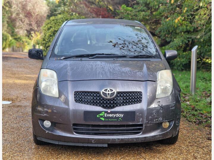 Toyota Yaris 1.3 VVT-i TR 3dr