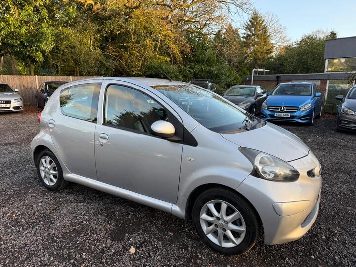 Toyota AYGO 1.0 VVT-i Platinum Euro 4 5dr