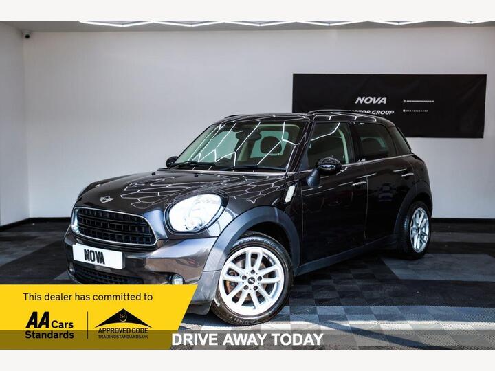 MINI COUNTRYMAN 1.6 Cooper Euro 5 (s/s) 5dr