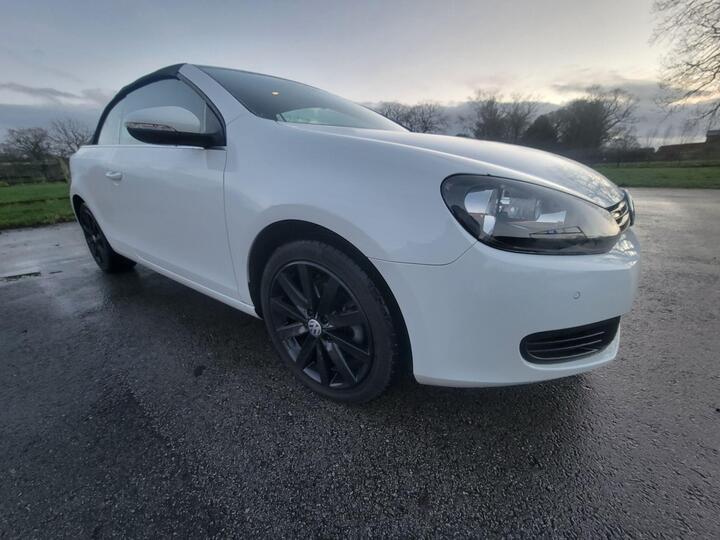 Volkswagen Golf 1.6 TDI BlueMotion Tech SE Cabriolet Euro 5 (s/s) 2dr