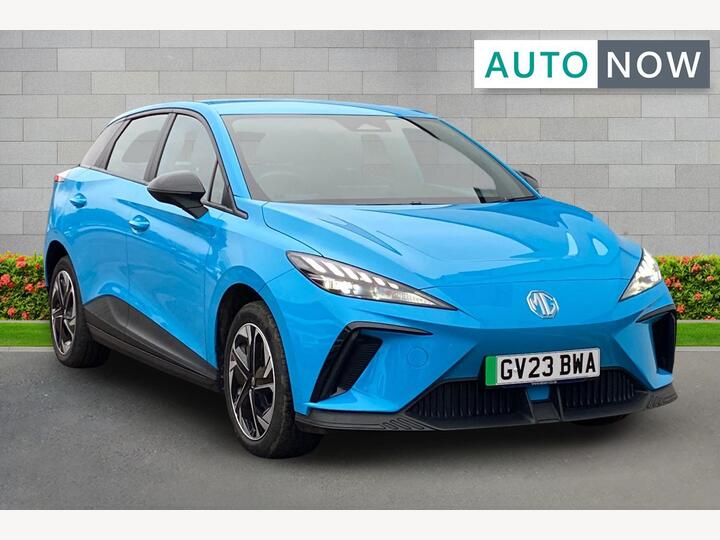 MG MG4 64kWh SE Long Range Auto 5dr