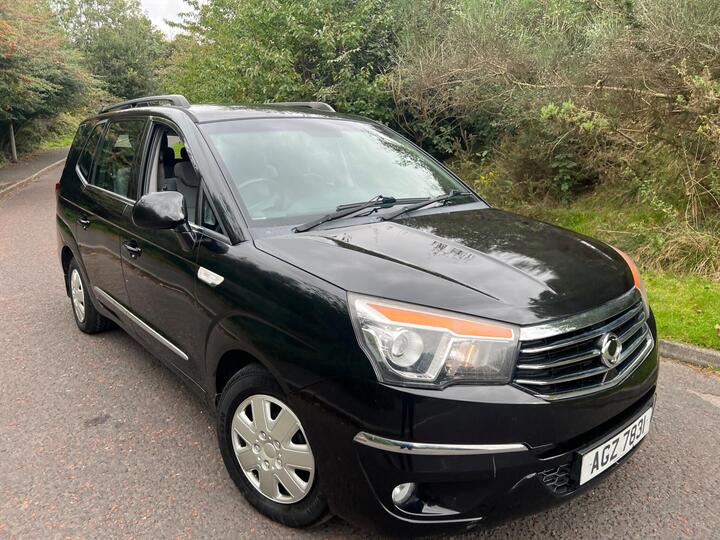 SsangYong Turismo 2.2D SE Euro 6 5dr
