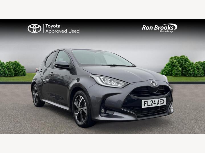 Toyota Yaris 1.5 VVT-h Design E-CVT Euro 6 (s/s) 5dr