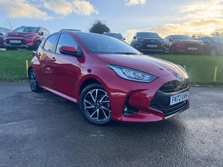 Toyota Yaris 1.5 VVT-h Design E-CVT Euro 6 (s/s) 5dr Toyota Yaris 1.5 VVT-h Design E-CVT Euro 6 (s/s) 5dr