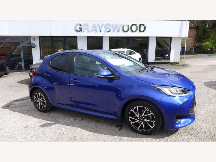 Toyota Yaris 1.5 VVT-h Design E-CVT Euro 6 (s/s) 5dr