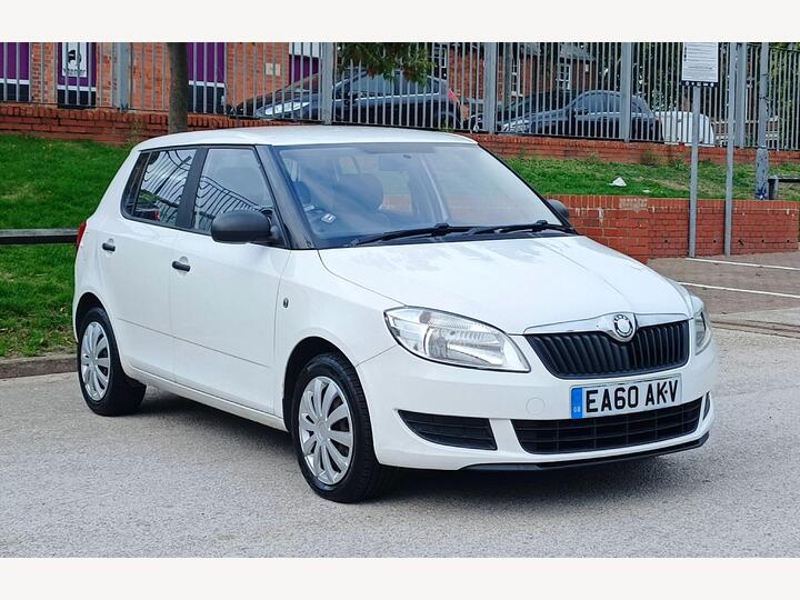 Skoda Fabia 1.2 S Euro 5 5dr Skoda Fabia 1.2 S Euro 5 5dr