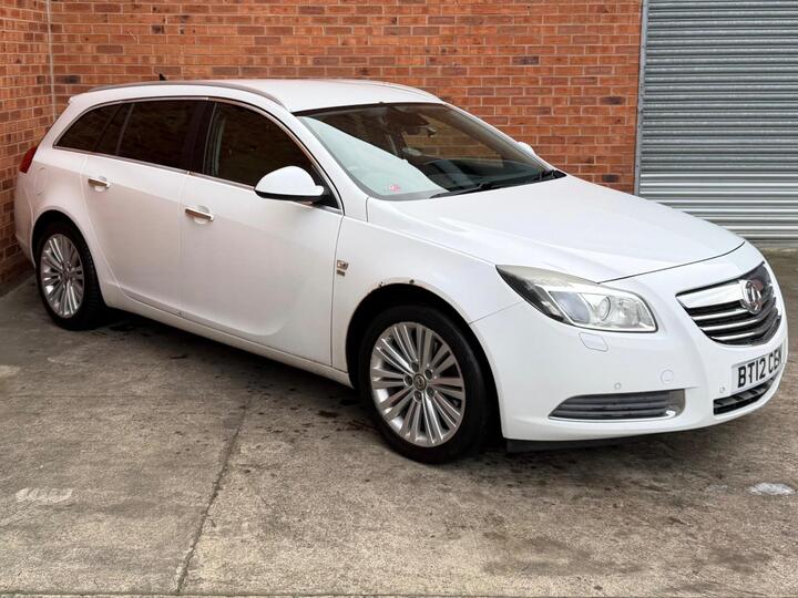 Vauxhall Insignia 2.0 CDTi SE Nav Sports Tourer Auto Euro 5 5dr