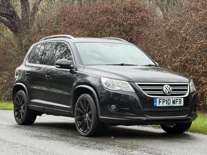 Volkswagen TIGUAN 2.0 TDI R-Line 4WD Euro 5 5dr