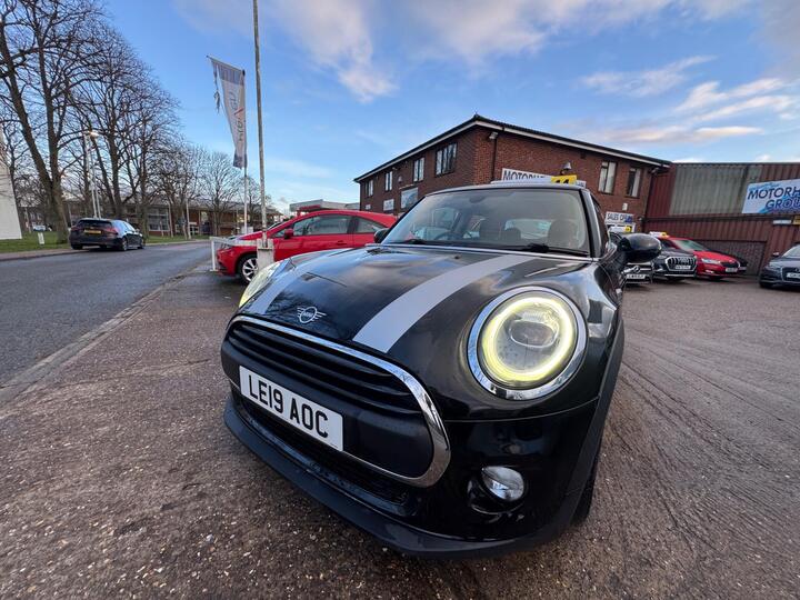 MINI Hatch 1.5 One Classic Steptronic Euro 6 (s/s) 3dr
