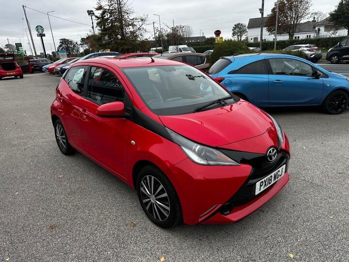 Toyota AYGO 1.0 VVT-i X-play Euro 6 5dr