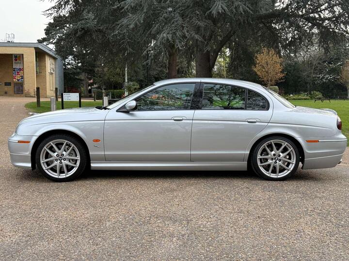 Jaguar S-TYPE 4.2 V8 R 4dr