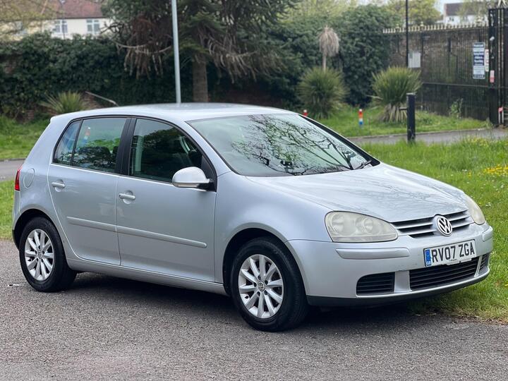 Volkswagen Golf 1.6 FSI Match 5dr