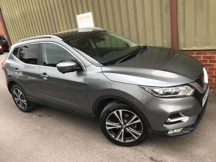 Nissan Qashqai 1.2 DIG-T N-Connecta Euro 6 (s/s) 5dr