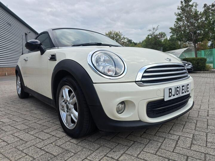 MINI Coupe 1.6 Cooper Auto Euro 5 2dr