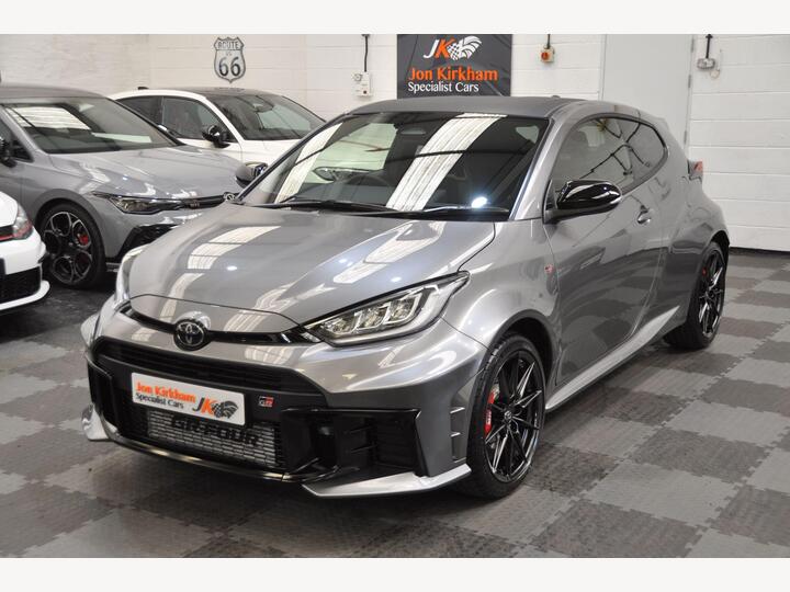 Toyota Yaris 1.6T GR DAT8 AWD Euro 6 3dr Toyota Yaris 1.6T GR DAT8 AWD Euro 6 3dr