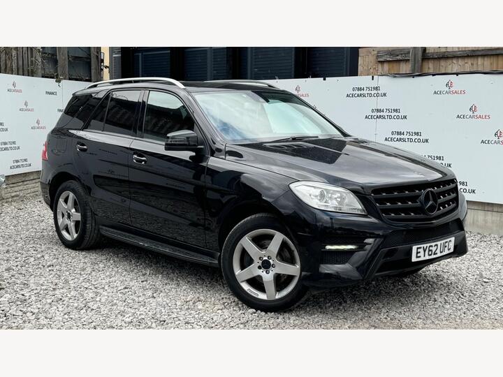 Mercedes-Benz M Class 3.0 ML350 V6 BlueTEC Sport G-Tronic 4WD Euro 6 (s/s) 5dr Mercedes-Benz M Class 3.0 ML350 V6 BlueTEC Sport G-Tronic 4WD Euro 6 (s/s) 5dr