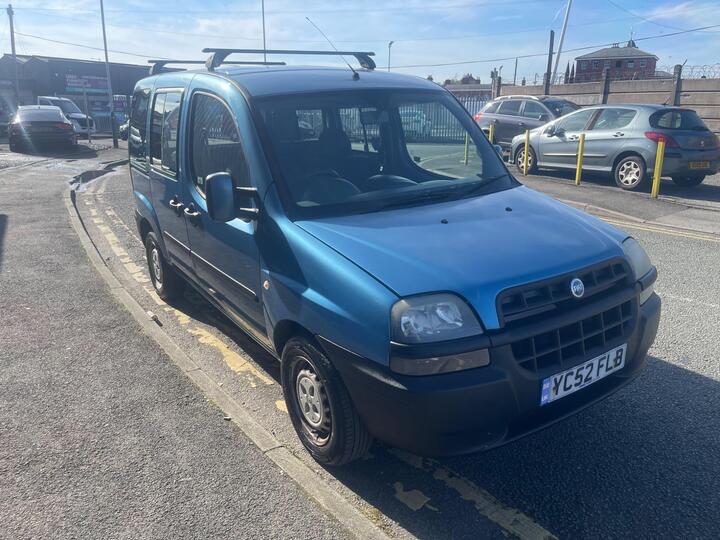 Fiat Doblo 1.9 JTD SX 5dr