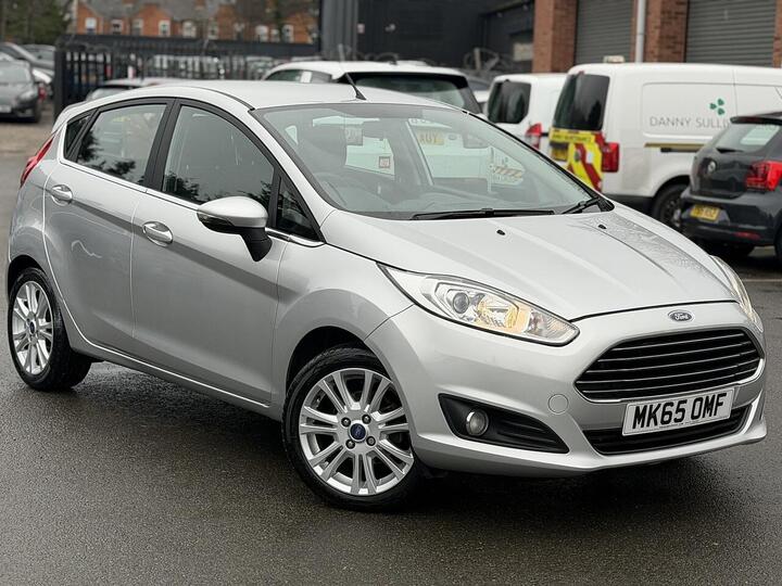 Ford Fiesta 1.0T EcoBoost Zetec Powershift Euro 5 5dr