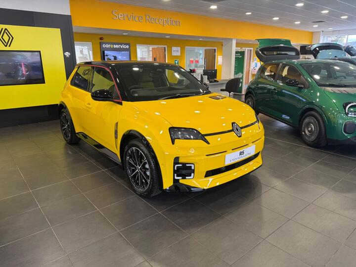 Renault 5 E-Tech Electric Comfort Range 52kWh Iconic Five+ Auto 5dr