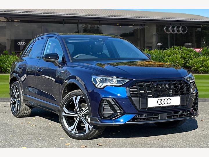 Audi Q3 1.5 TFSI CoD 35 Black Edition S Tronic Euro 6 (s/s) 5dr