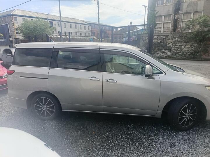 Nissan Elgrand N/A