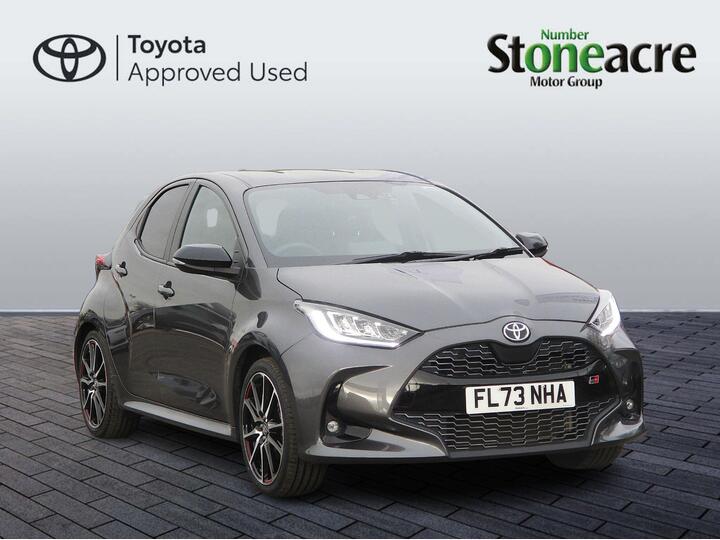 Toyota Yaris 1.5 VVT-h GR SPORT E-CVT Euro 6 (s/s) 5dr Toyota Yaris 1.5 VVT-h GR SPORT E-CVT Euro 6 (s/s) 5dr