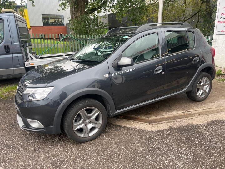 Dacia SANDERO STEPWAY 0.9 TCe Essential Euro 6 (s/s) 5dr