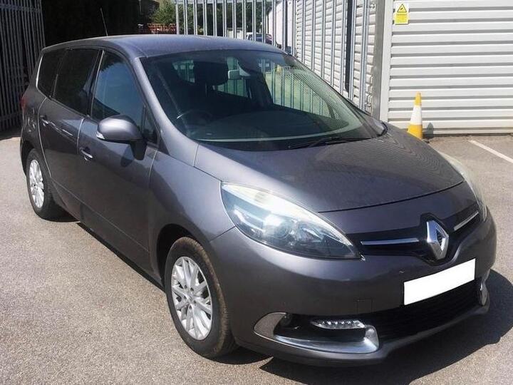Renault Grand Scenic 1.5 DCi ENERGY Dynamique TomTom Euro 5 (s/s) 5dr Renault Grand Scenic 1.5 DCi ENERGY Dynamique TomTom Euro 5 (s/s) 5dr