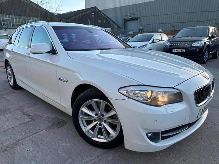 BMW 5 Series 2.0 520d SE Touring Steptronic Euro 5 5dr BMW 5 Series 2.0 520d SE Touring Steptronic Euro 5 5dr