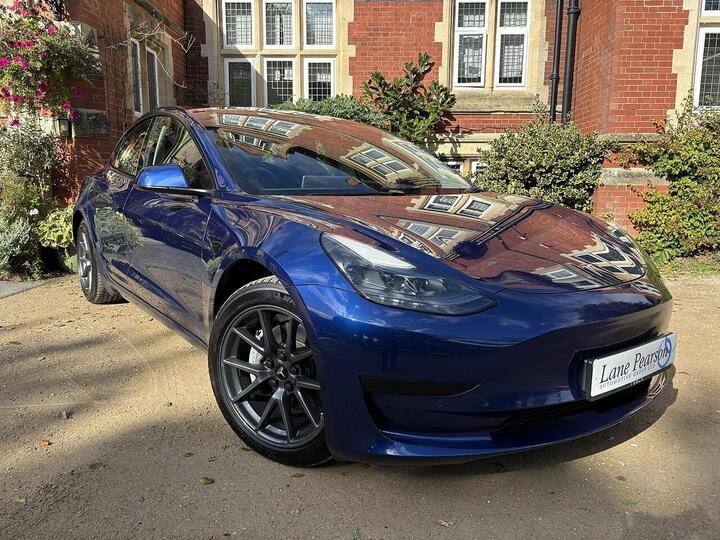 Tesla Model 3 Auto RWD 4dr