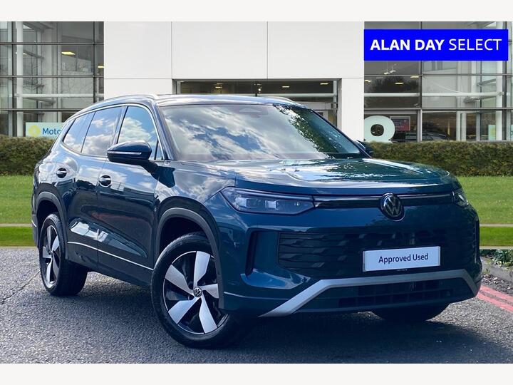 Volkswagen Tayron 1.5 TSI EHybrid 19.7kWh Match DSG Euro 6 (s/s) 5dr Volkswagen Tayron 1.5 TSI EHybrid 19.7kWh Match DSG Euro 6 (s/s) 5dr