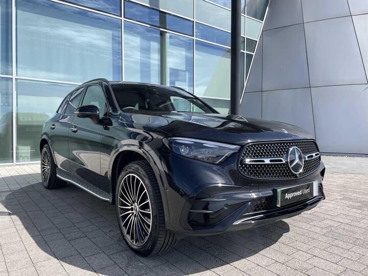 Mercedes-Benz GLC 2.0 GLC300e 31.2kWh AMG Line (Premium Plus) G-Tronic+ 4MATIC Euro 6 (s/s) 5dr Mercedes-Benz GLC 2.0 GLC300e 31.2kWh AMG Line (Premium Plus) G-Tronic+ 4MATIC Euro 6 (s/s) 5dr