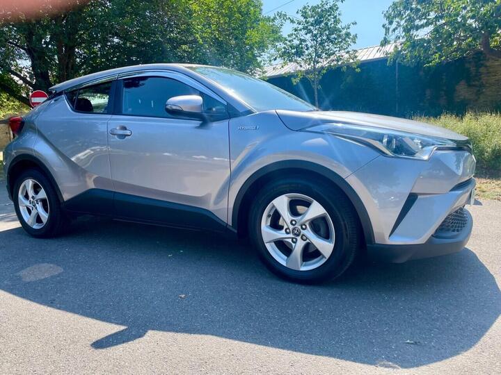 Toyota C-HR 1.8 VVT-h Icon CVT Euro 6 (s/s) 5dr