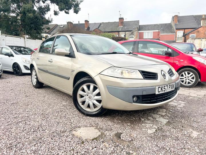 Renault Megane 1.6 VVT Dynamique Proactive 4dr