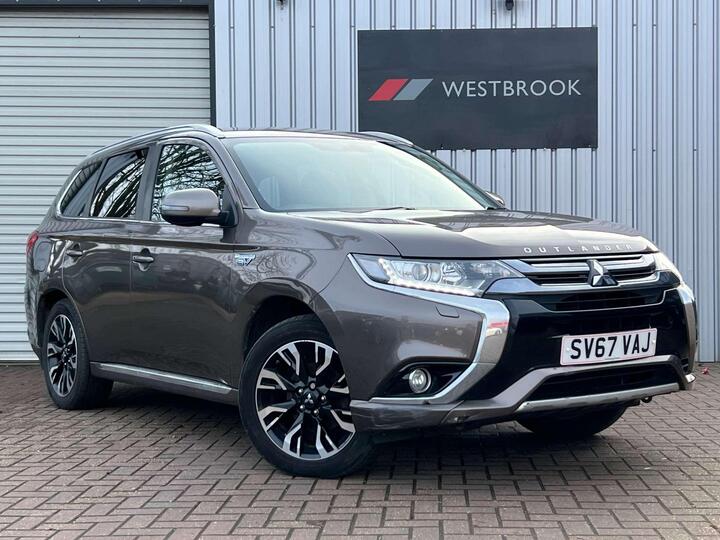 Mitsubishi OUTLANDER 2.0h 12kWh Juro CVT 4WD Euro 6 (s/s) 5dr