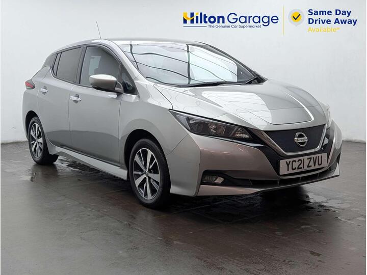 Nissan LEAF 40kWh Acenta Auto 5dr Nissan LEAF 40kWh Acenta Auto 5dr
