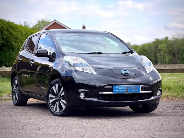 Nissan Leaf 30kWh Tekna Auto 5dr