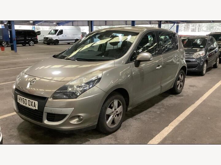 Renault Scenic 1.5 DCi Dynamique TomTom Euro 4 5dr
