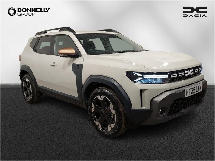 Dacia Duster 1.2 TCe MHEV EXTREME Euro 6 (s/s) 5dr Dacia Duster 1.2 TCe MHEV EXTREME Euro 6 (s/s) 5dr