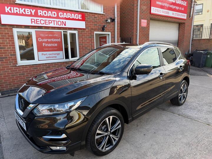 Nissan Qashqai 1.5 DCi N-Connecta Euro 6 (s/s) 5dr